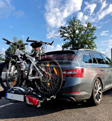 Jak zamontować bagażnik rowerowy na hak Jak zamontować bagażnik rowerowy na hak?